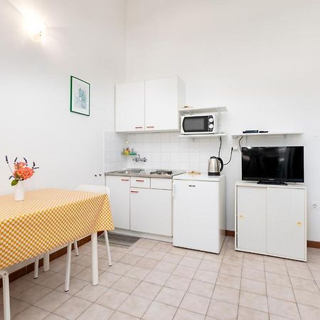 Apartments Mrak Punat Extérieur photo